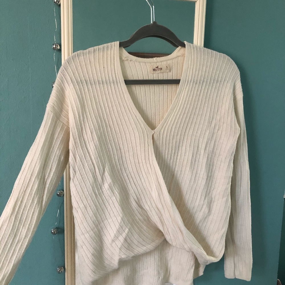Sweater - Picture 2 of 4